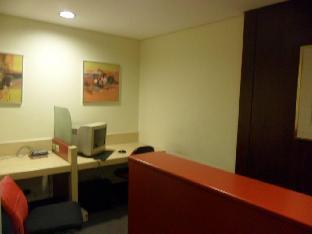 Amorsolo Mansion Hotel Makati City Екстериор снимка