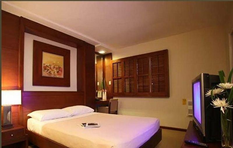 Amorsolo Mansion Hotel Makati City Екстериор снимка